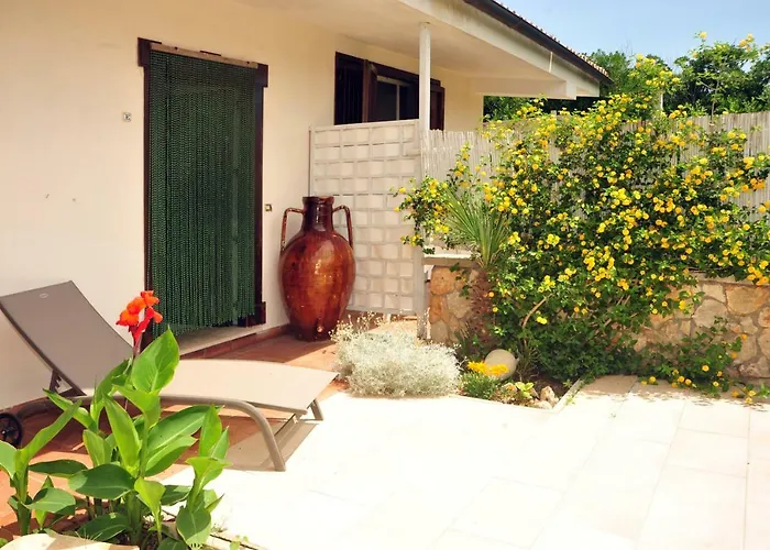 Grotta Monaca 3* Отранто