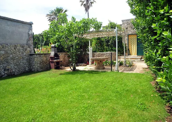 Grotta Monaca 3* Отранто