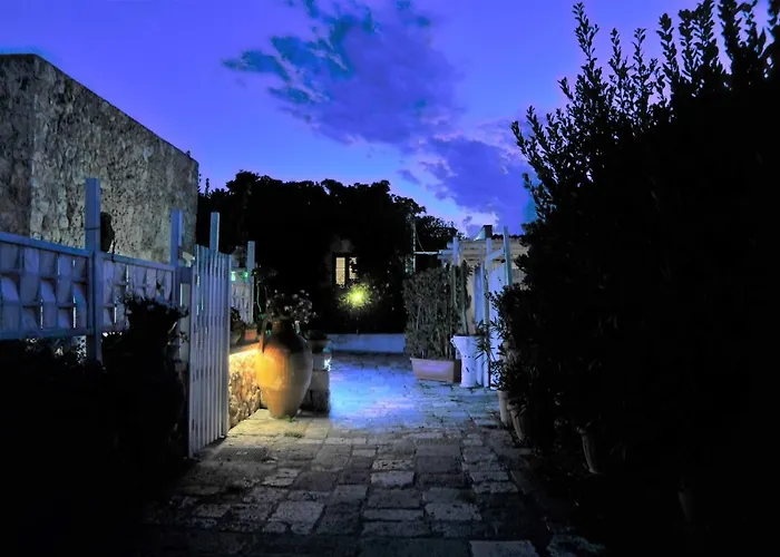 Grotta Monaca Апарт-готель Отранто