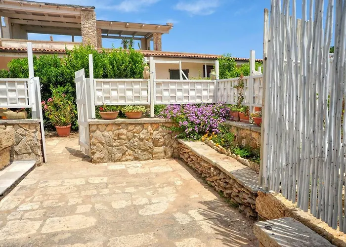 Grotta Monaca Aparthotel Otranto